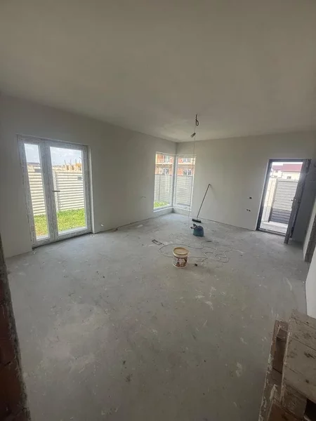 Varteju case noi la cheie, comision 0%